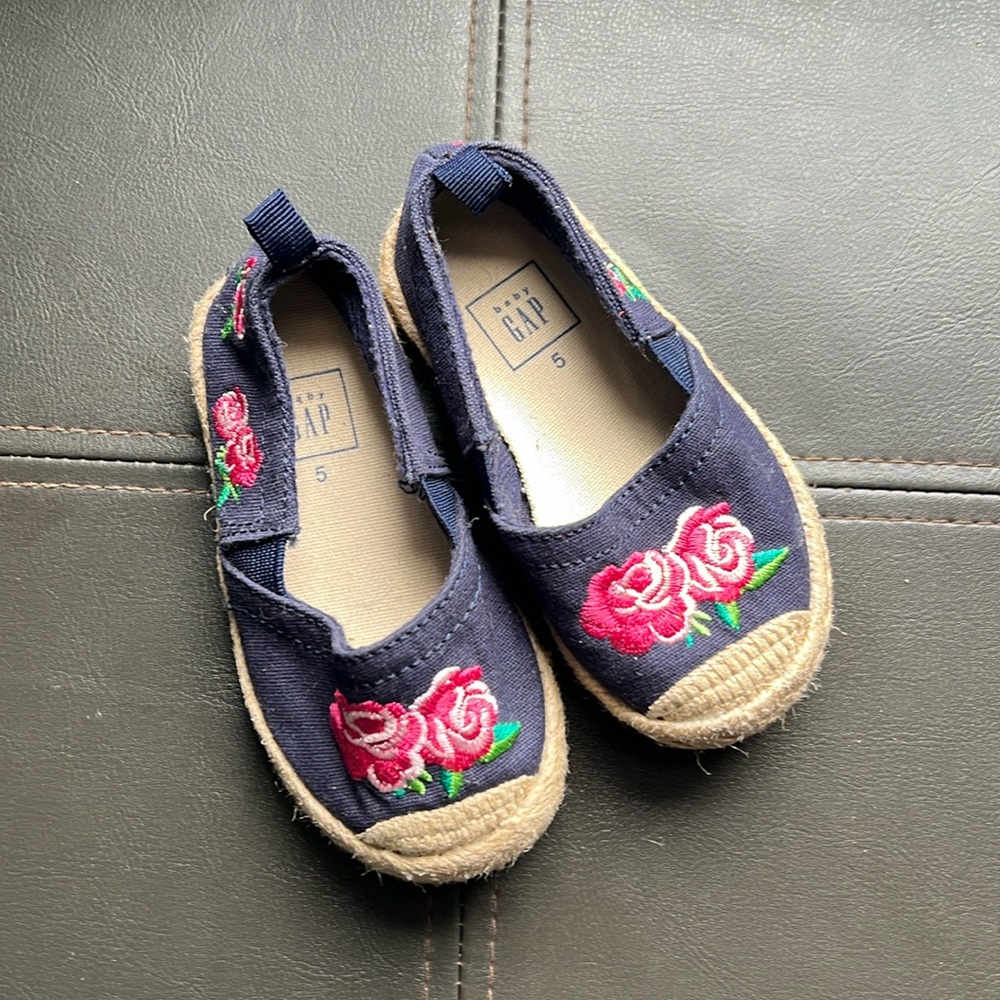 Baby GAP | Navy Blue With Embroidery Roses Pink Green Espadrilles Size 5